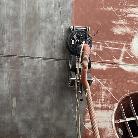 VESSEL & TANK CLEANING